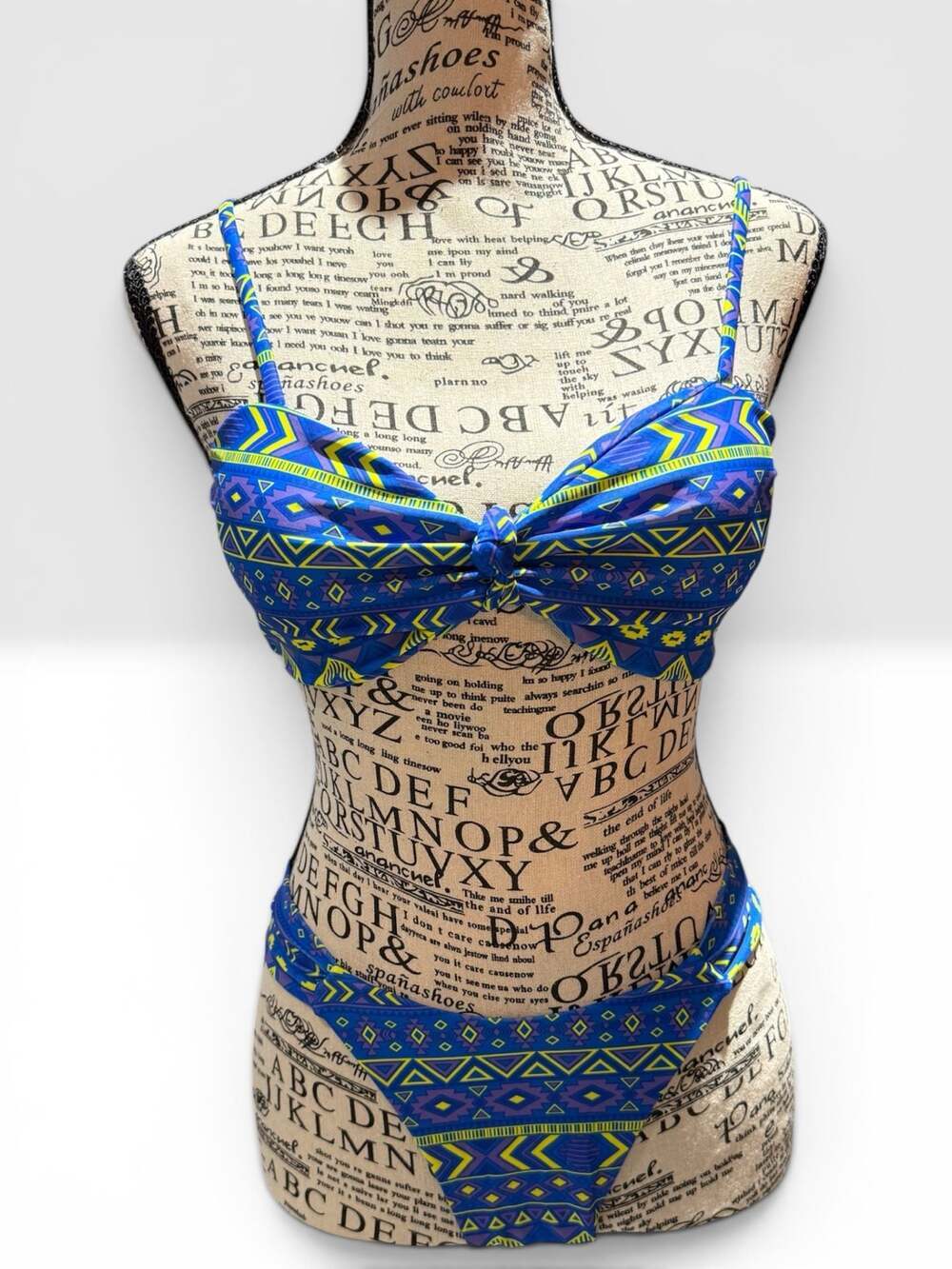 NWT Cupshe 3-Piece Geometric Bikini Set – Size Small